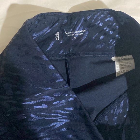 Zuda Z Stretch Foil Printed High Waisted Legging Dark Navy - Picture 4 of 8